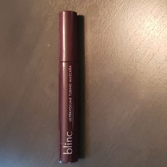 BUNDLE CIATE Palette REALHER Liner Laritzy Illuminator blinc UltraVolume Mascara - Picture 9 of 11
